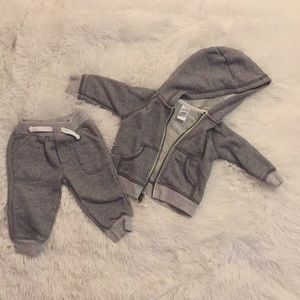 Hoodie and pant set 3-6 months